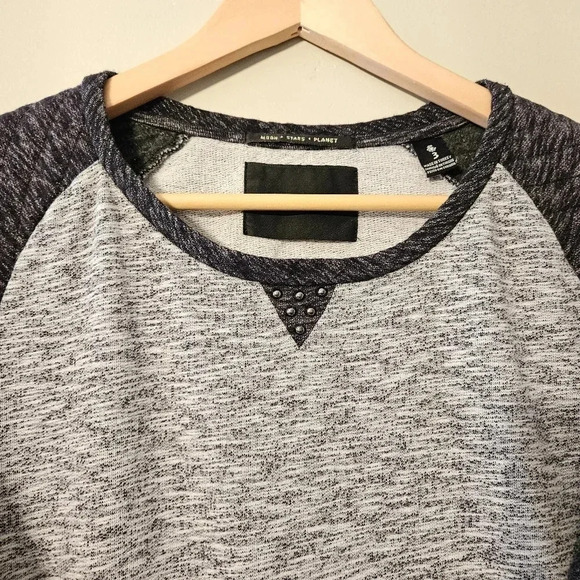 Scotch & Soda Maison Scotch Moon Stars Planet Long Sleeve Crewneck Sweatershirt. - Picture 7 of 14